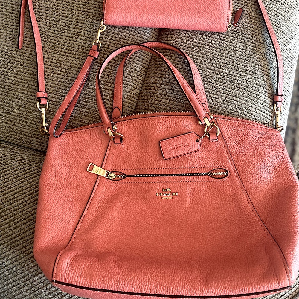 Coach purse and matching wallet/wristlet.